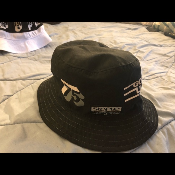 Staple Pigeon Bucket Hat 
